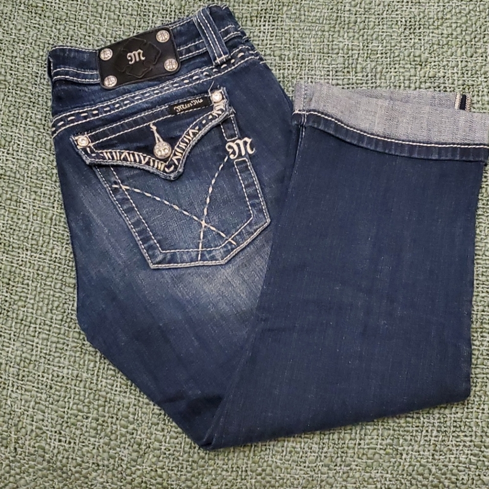 Miss Me Capri Jeans